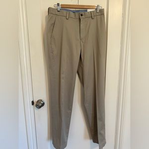 Brooks Brother Milano Fit Lightweight Wrinkle Free Chino 31x32 in Khaki Tan